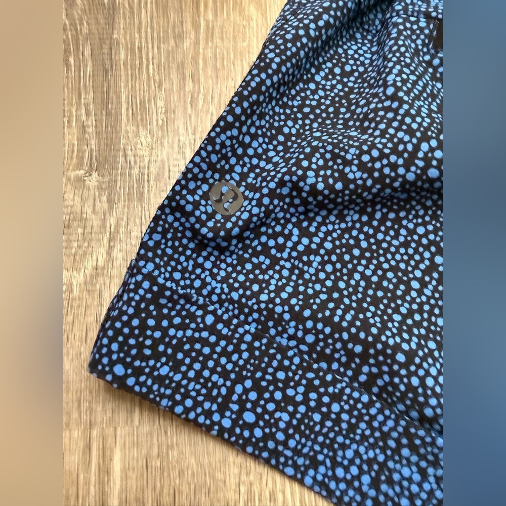 Lululemon Spring Break Away Short | Size 8 - Picture 5 of 10